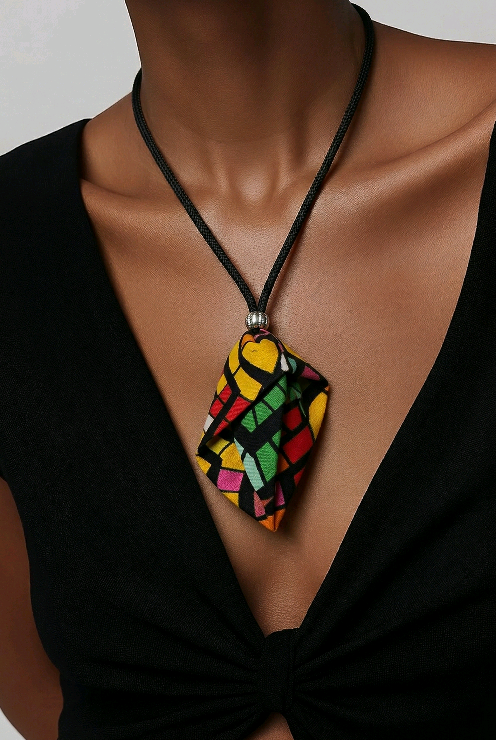 FABRIC NECKLACE